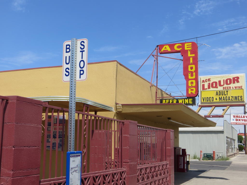 Travel Haven Motel Hanford Bagian luar foto